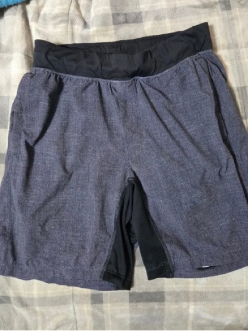 lululemon athletica Men's Athletic Shorts in Heathered Blue with Black Waistband